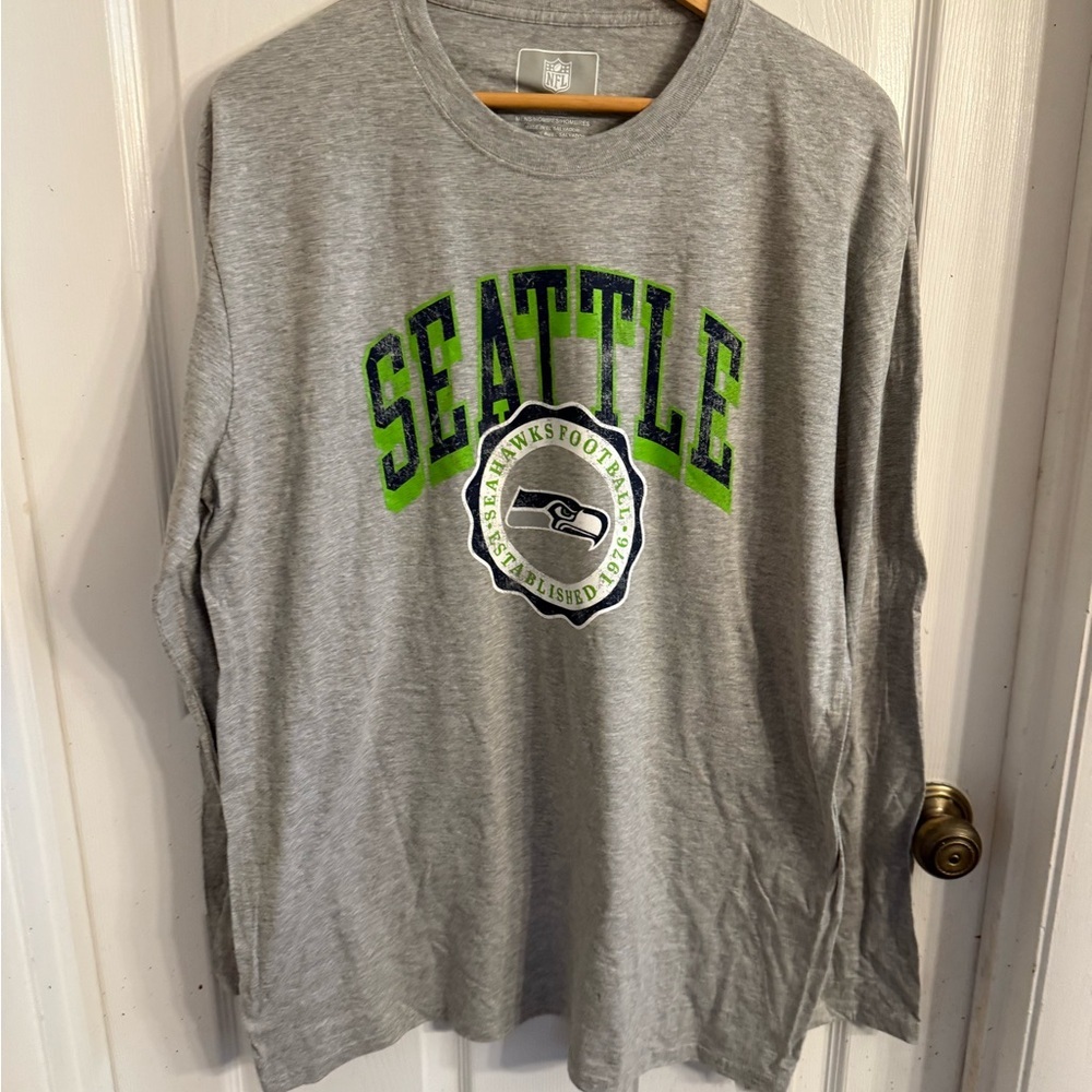 NFL Seattle Seahawks Long Sleeve T-Shirt Size XL NWOT